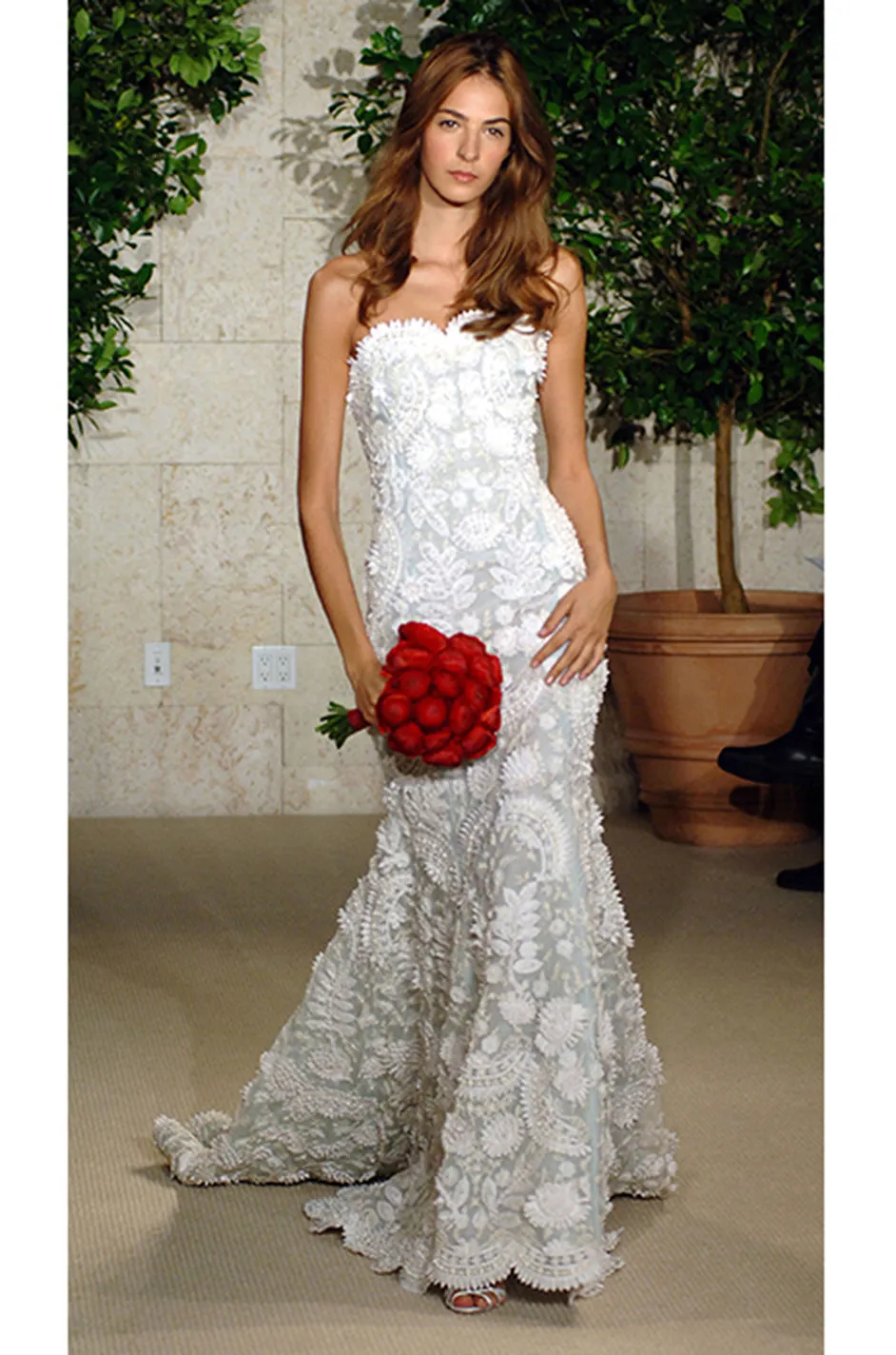 Spring 2008 Oscar De La Renta Embroidered Beaded Ribbon Work Floral Silk Organza Wedding Dress