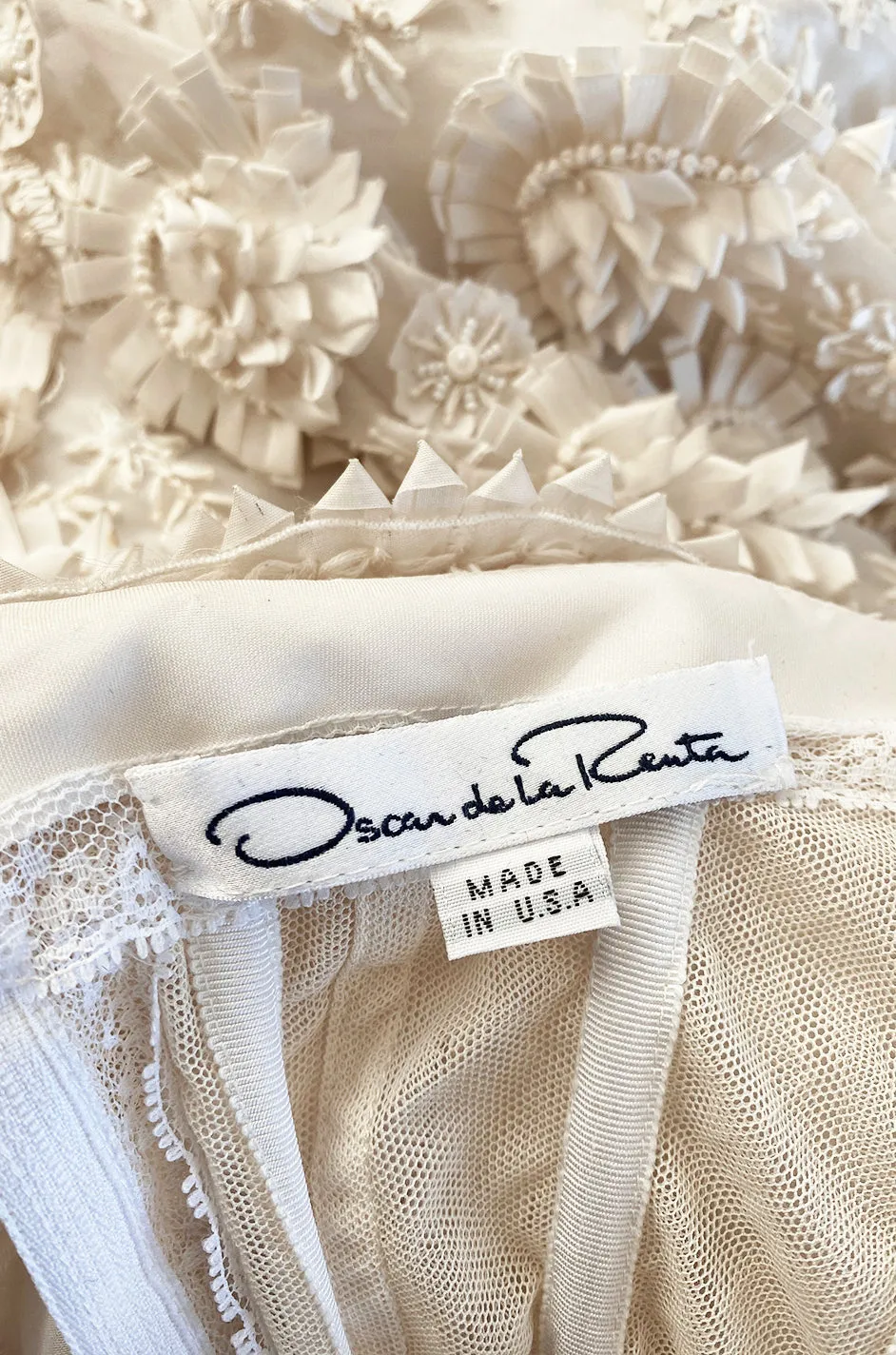 Spring 2008 Oscar De La Renta Embroidered Beaded Ribbon Work Floral Silk Organza Wedding Dress