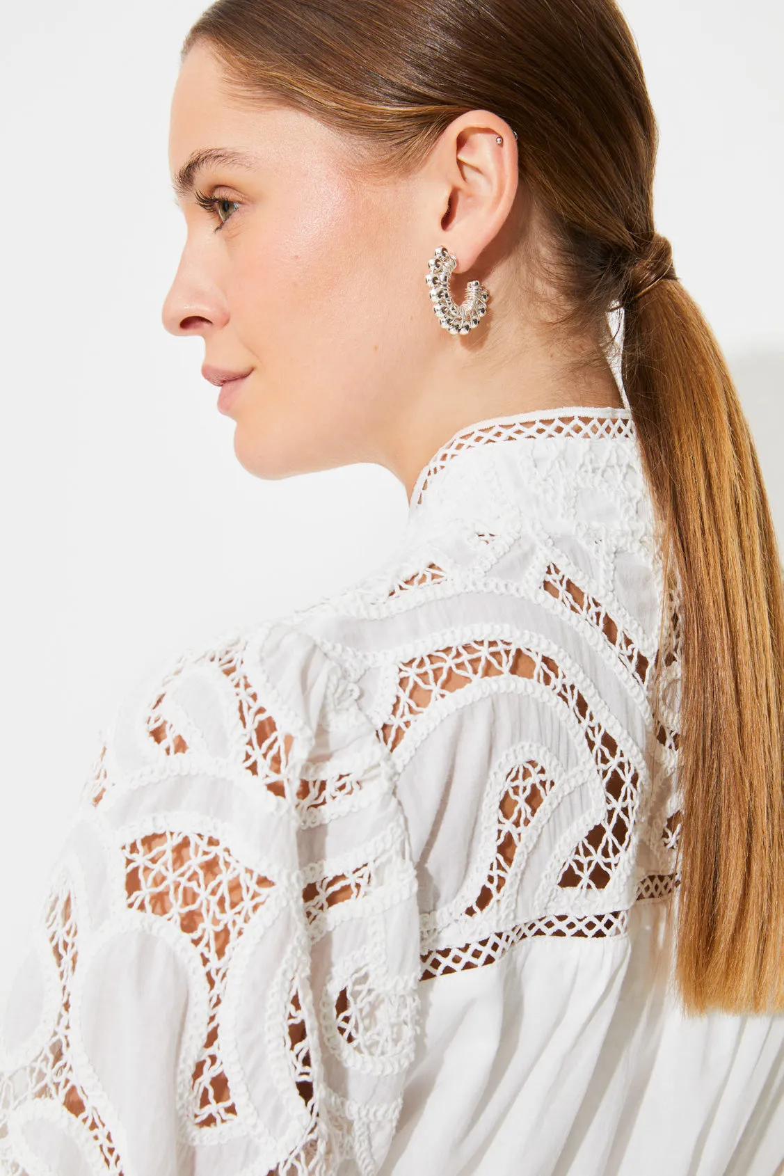 Suncoo Catleya Short White Layer Dress With Lace Sleeves