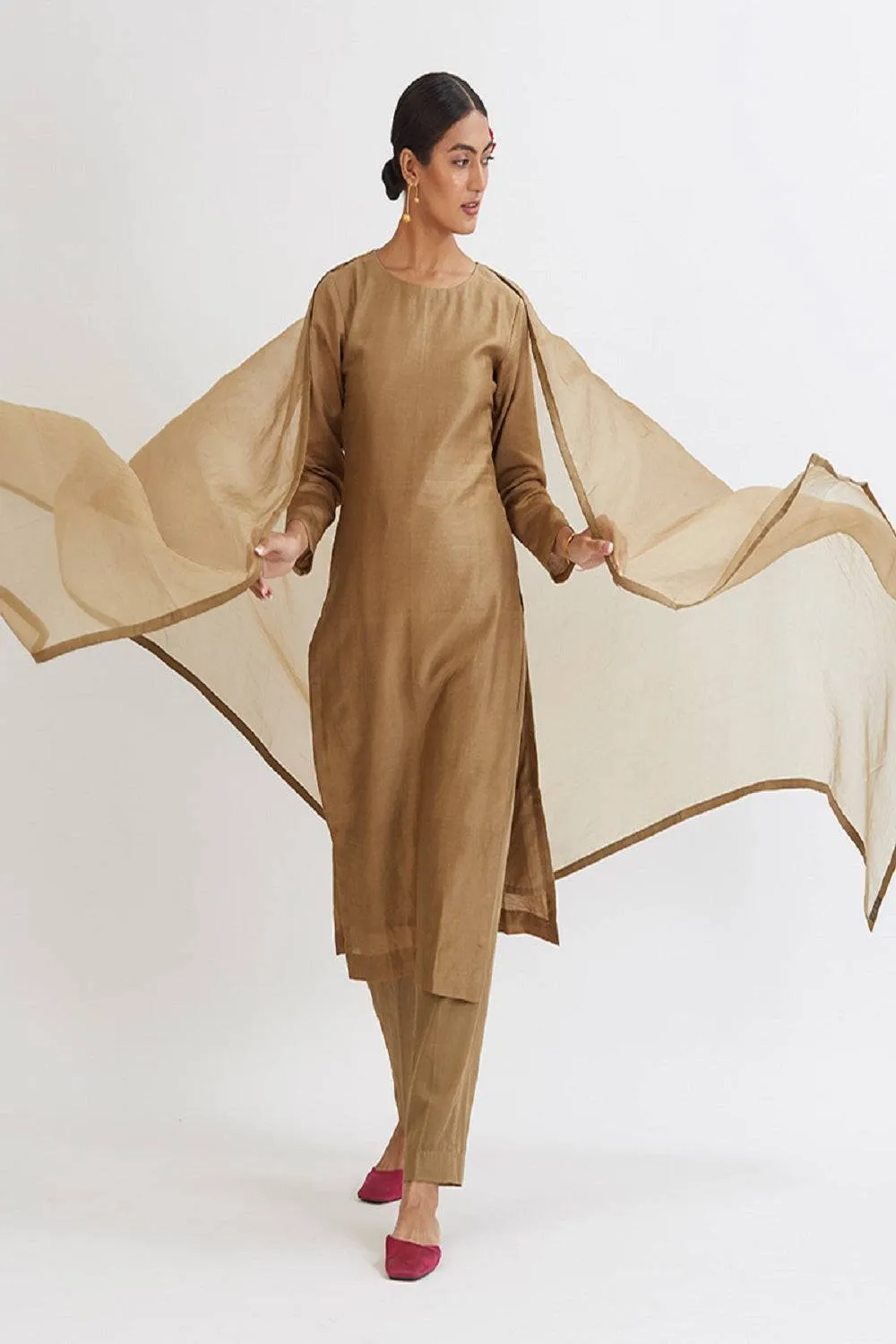 Sunheri Chanderi Kurta Set
