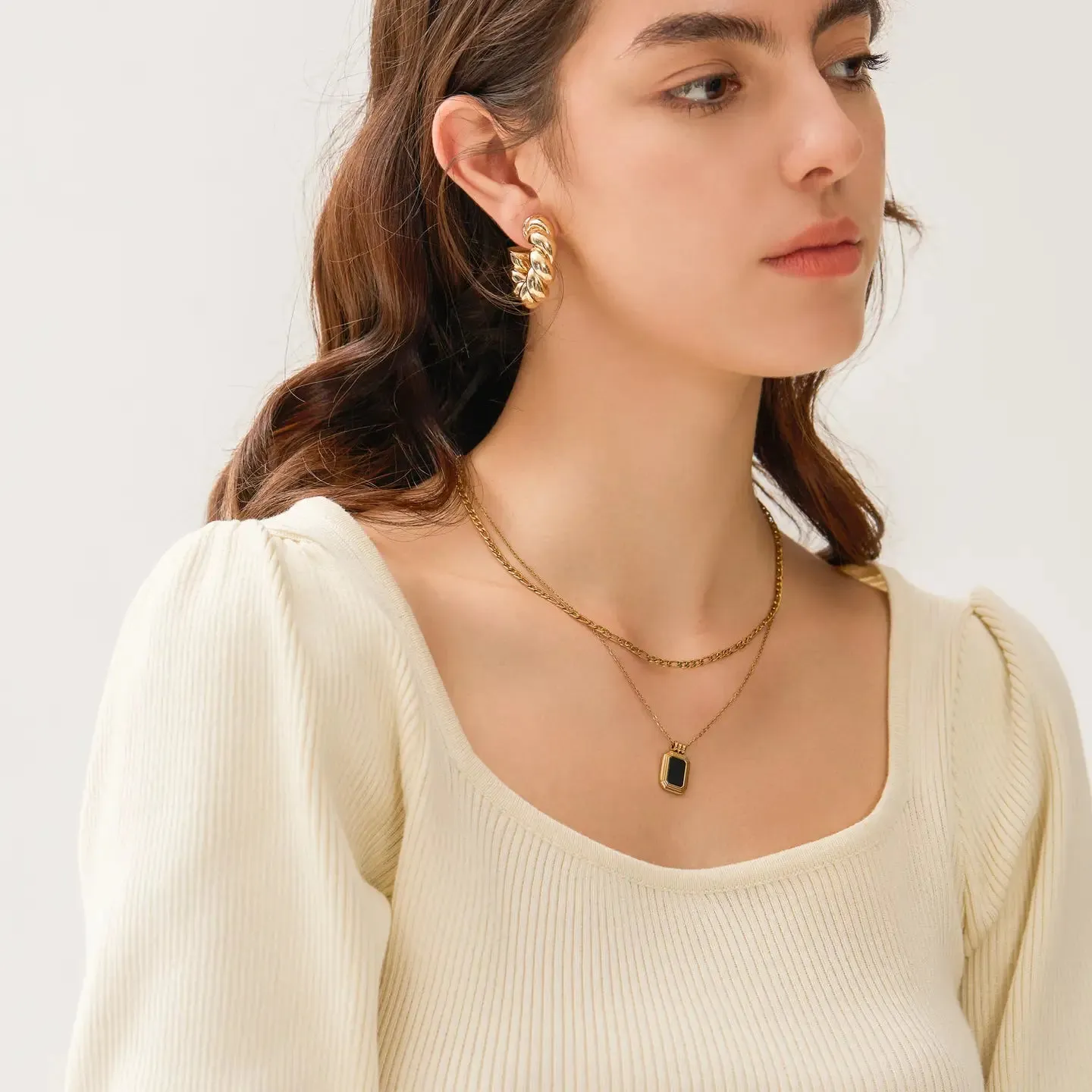 The Mare 18K Gold Stack Necklace with Square Pendant