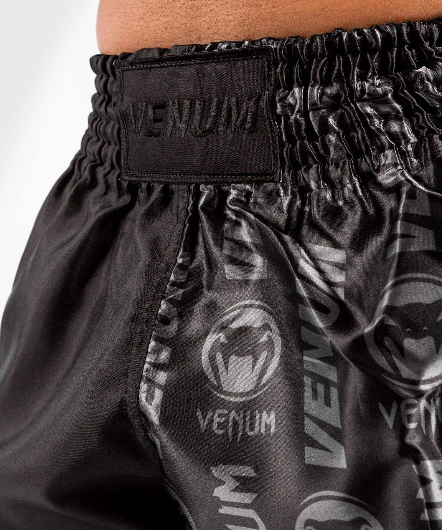 VENUM LOGOS MUAY THAI SHORTS