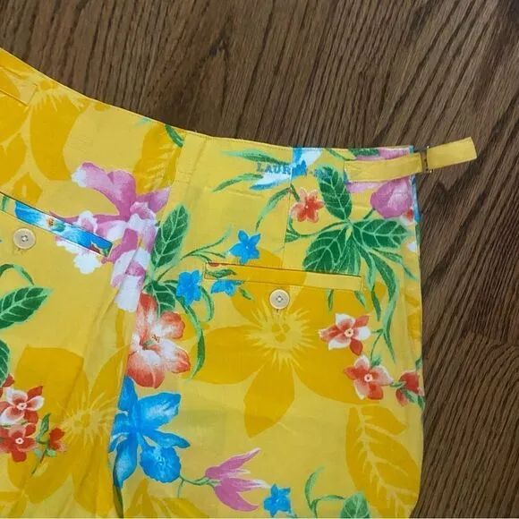 Vibtage 1980’s 1990’s Ralph Lauren high waist floral Bermuda shorts sz 4 P