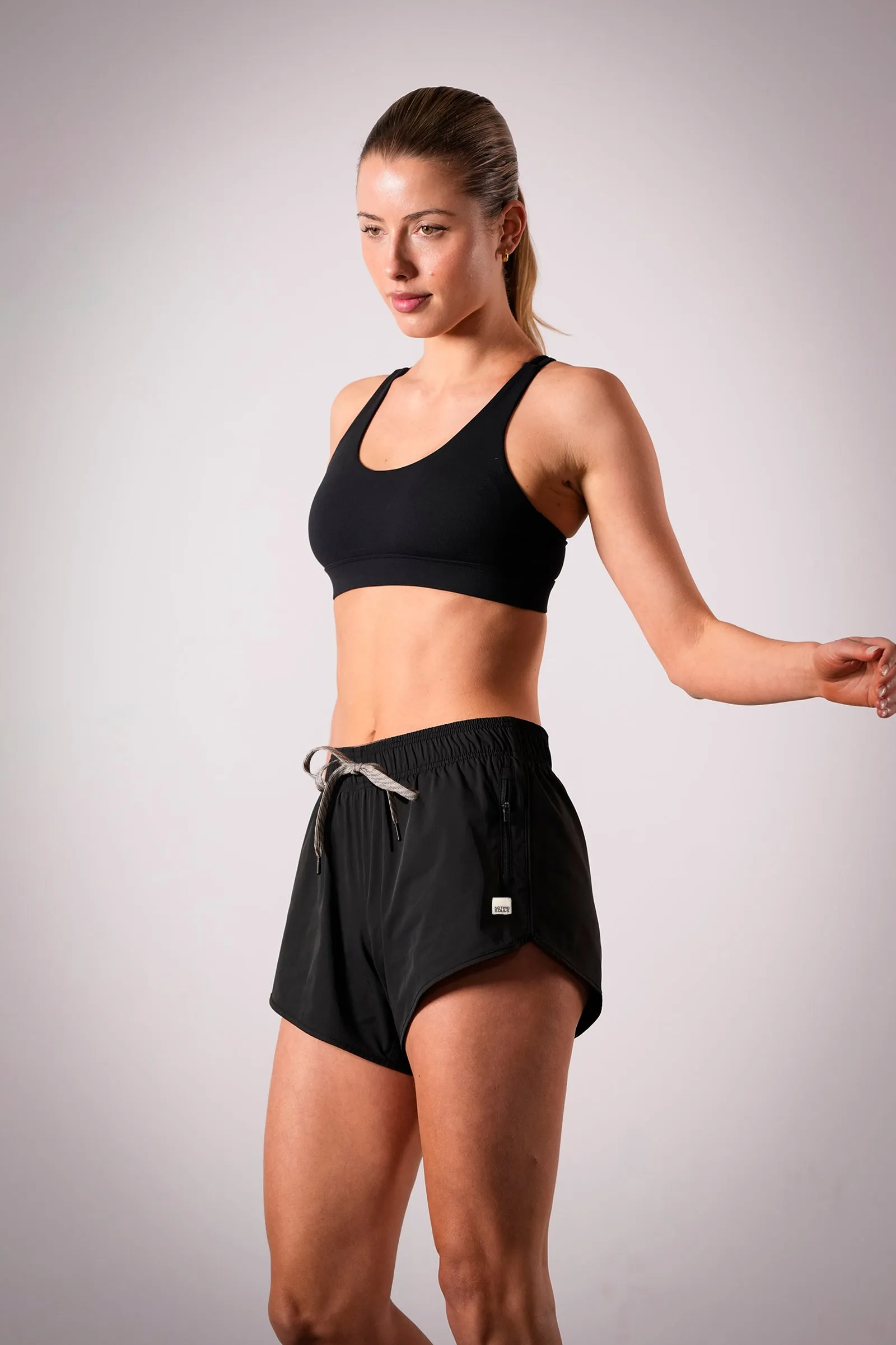 Women's Everywear Lifestyle Shorts - 4-inch Lined