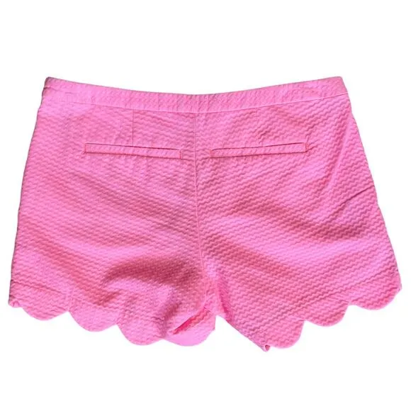 Women's Size 00 Lilly Pulitzer Pink Textured Scalloped The Buttercup Shorts 4&quot;