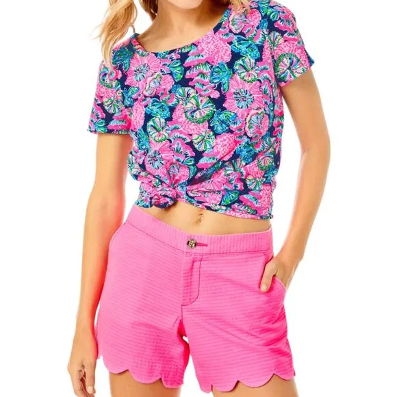 Women's Size 00 Lilly Pulitzer Pink Textured Scalloped The Buttercup Shorts 4&quot;