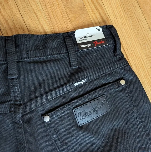 Wrangler X Fender Black Festival Denim Shorts Women's 29
