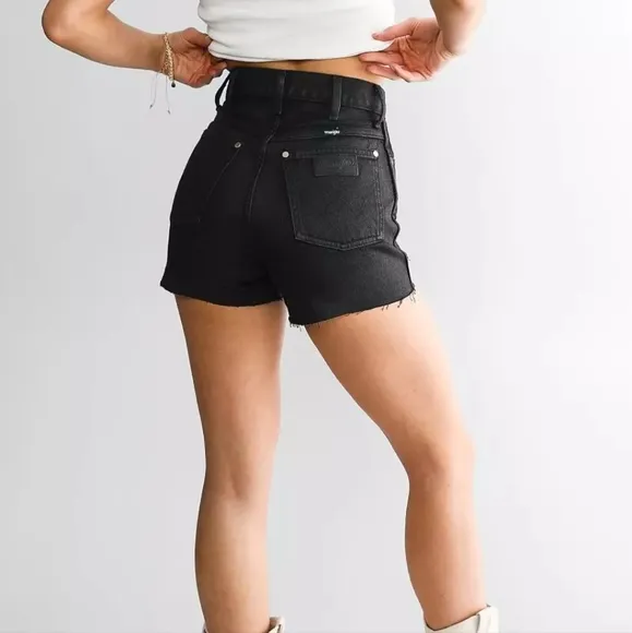 Wrangler X Fender Black Festival Denim Shorts Women's 29