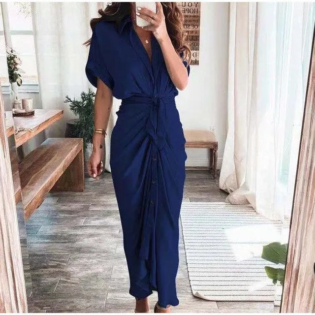 Xanthe | Long dress with button closure